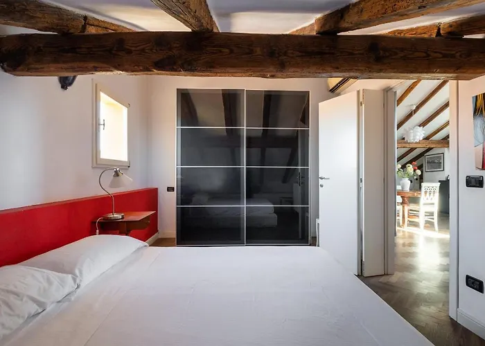 Urbana 13 Rooftop By Wonderful Italy * 볼로냐