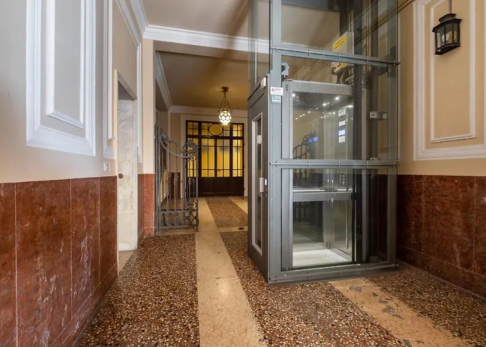 Urbana 13 Rooftop By Wonderful Italy