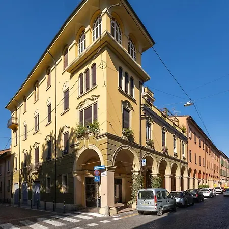 Urbana 13 Rooftop By Wonderful Italy *